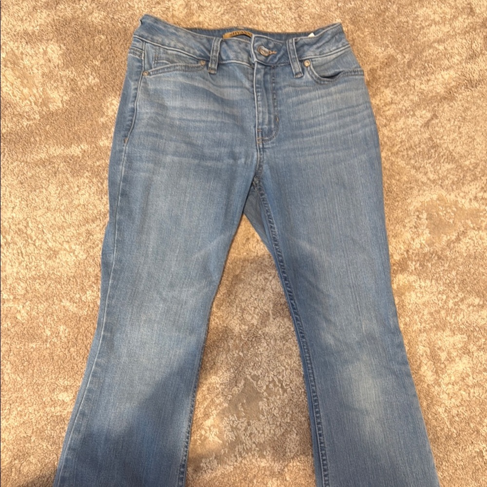 Shyanne Denim Flare Jeans in Light Blue